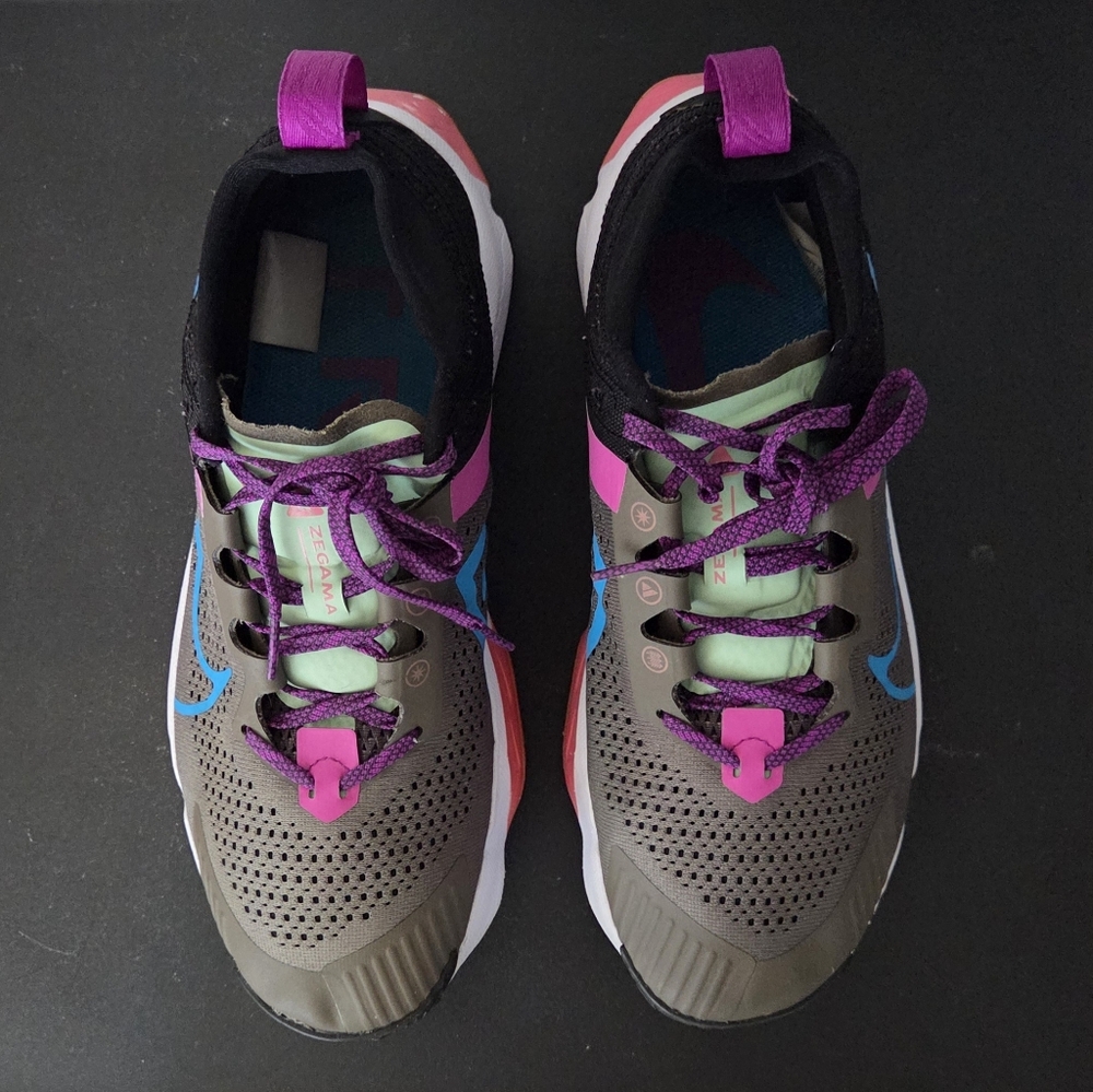 Nike ZoomX Zegama Trail Running Shoes - Picture 3 of 16